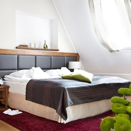 Hotel Zamek Люблинец Екстериор снимка