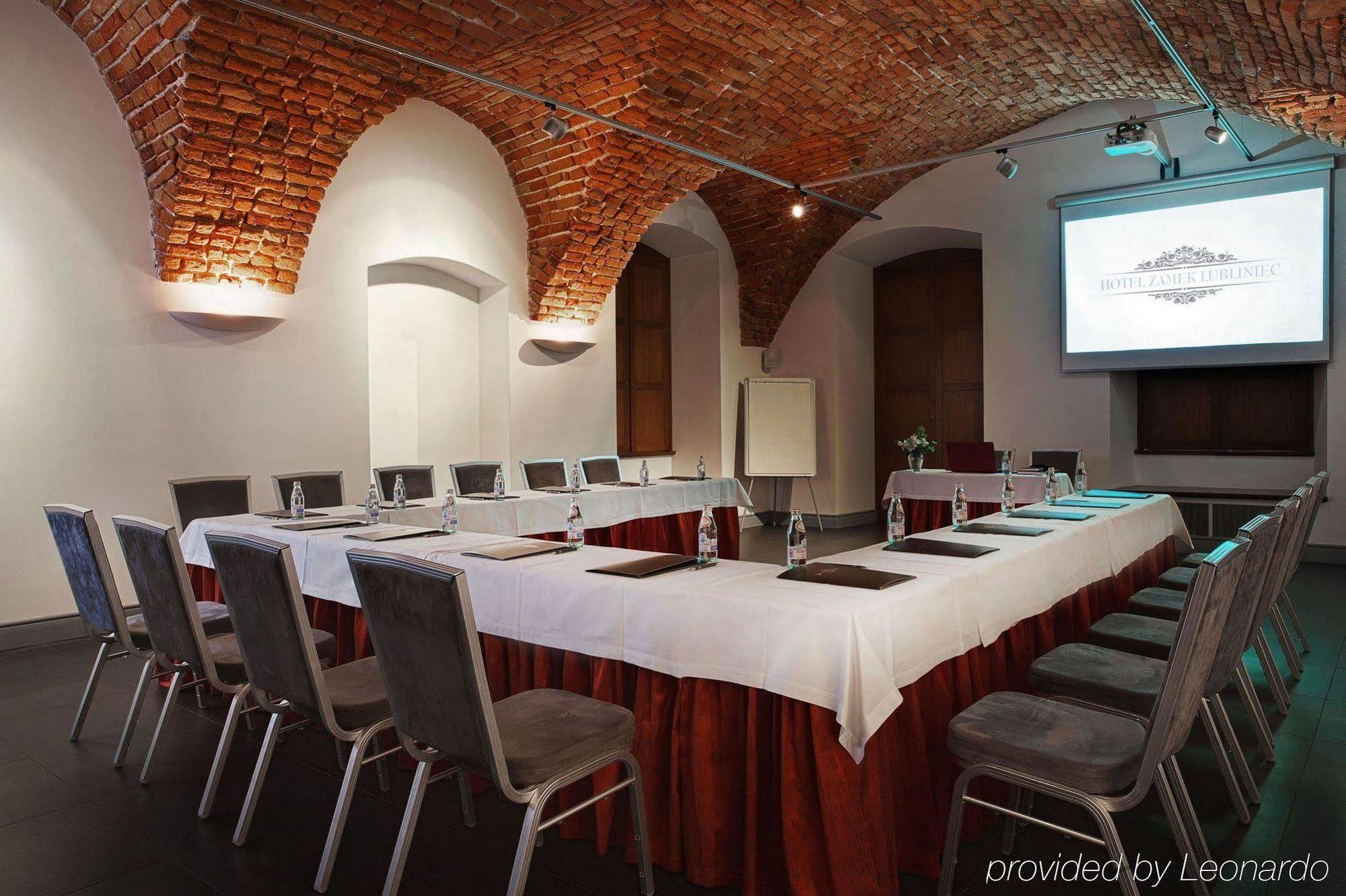 Hotel Zamek Люблинец Екстериор снимка