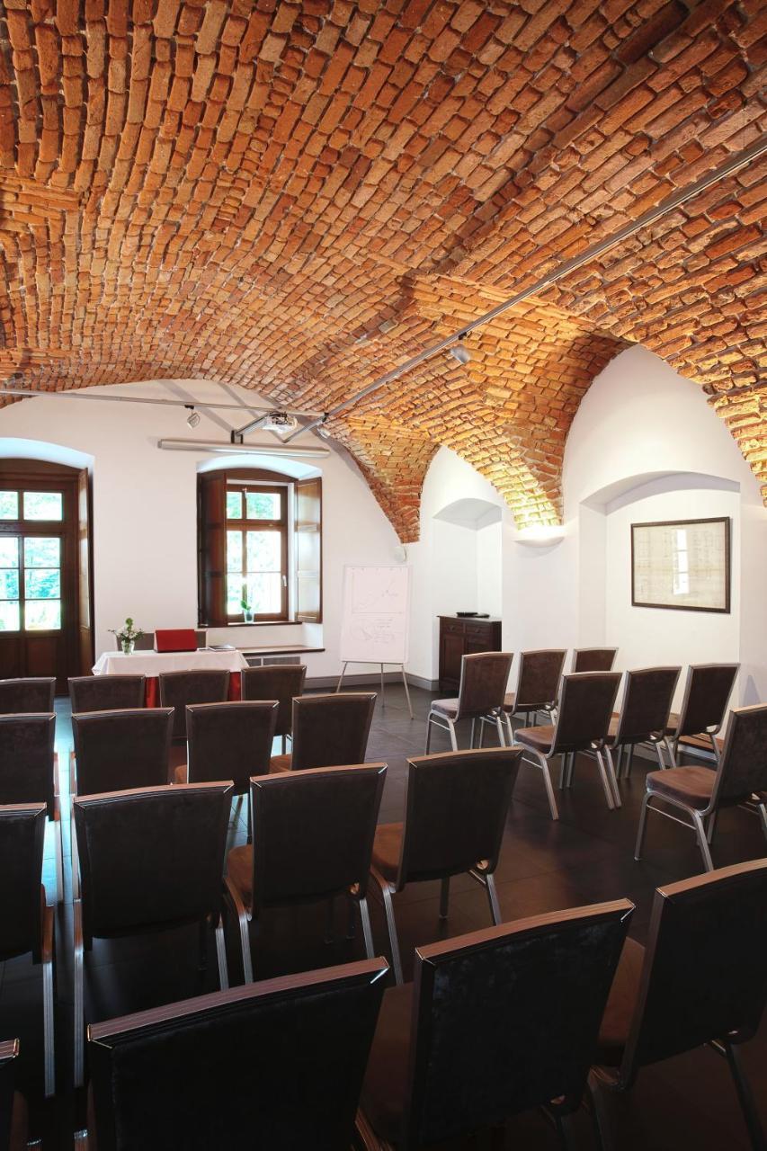 Hotel Zamek Люблинец Екстериор снимка
