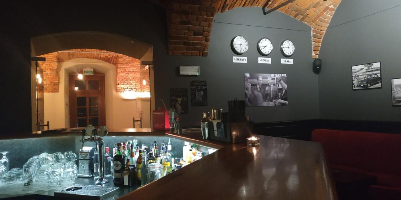 Hotel Zamek Люблинец Екстериор снимка